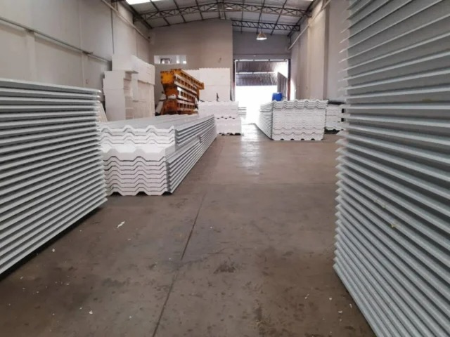 Instalações da fábrica Zincatto Telhas
